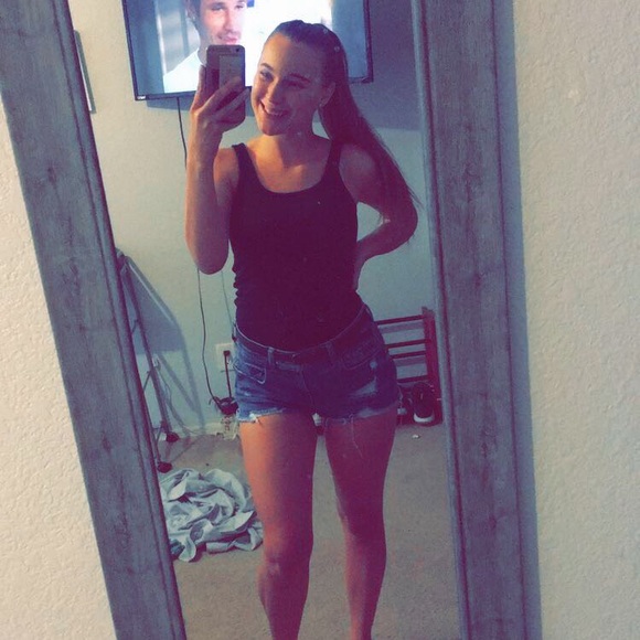 Meet your Posher, Meghan - Picture 1 of 1